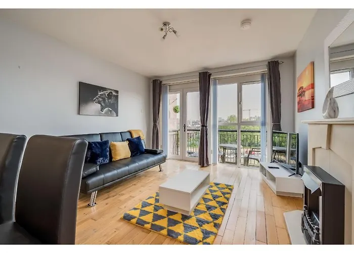 Central Belfast Apartments: Cromwell
