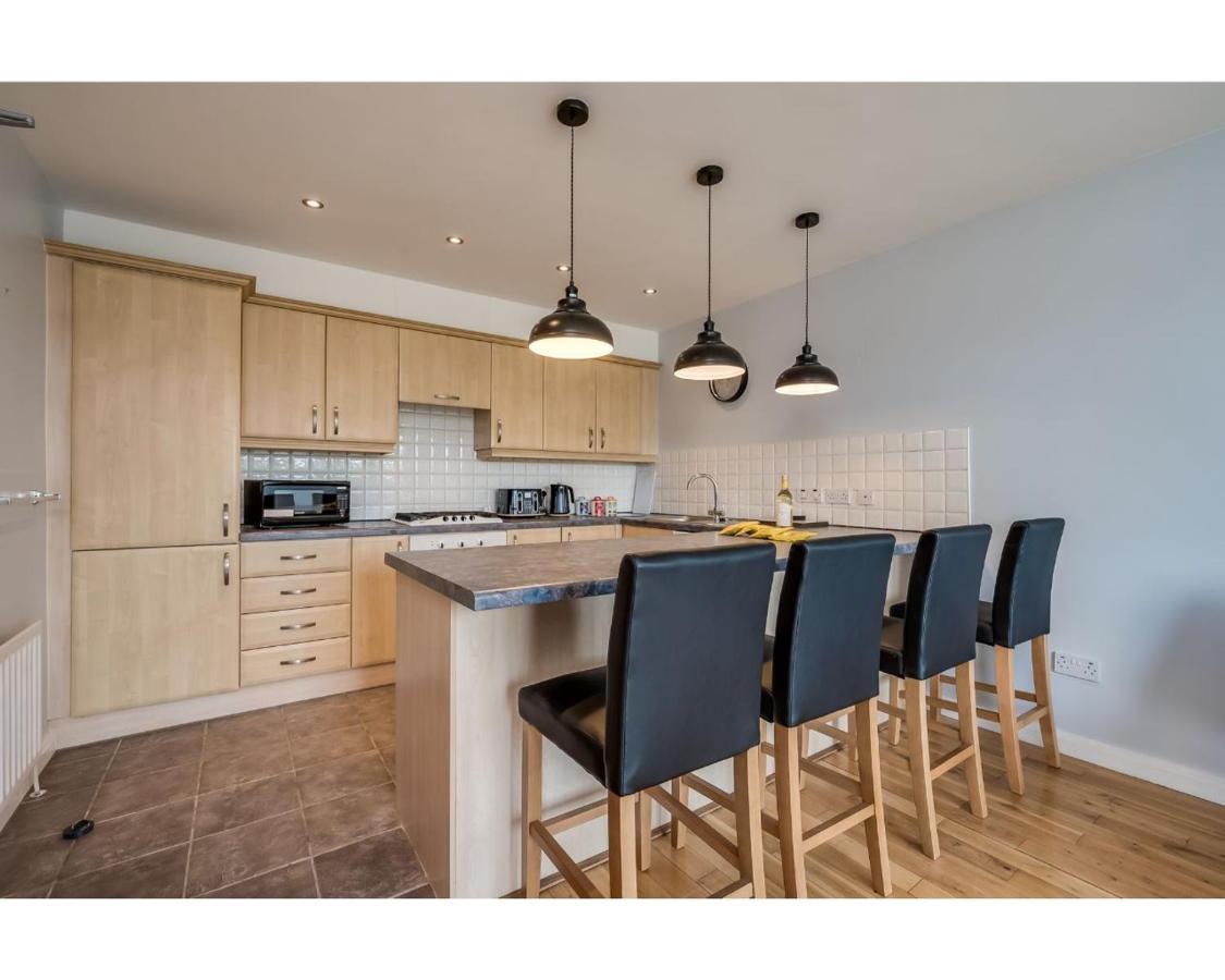 Apartments: Cromwell