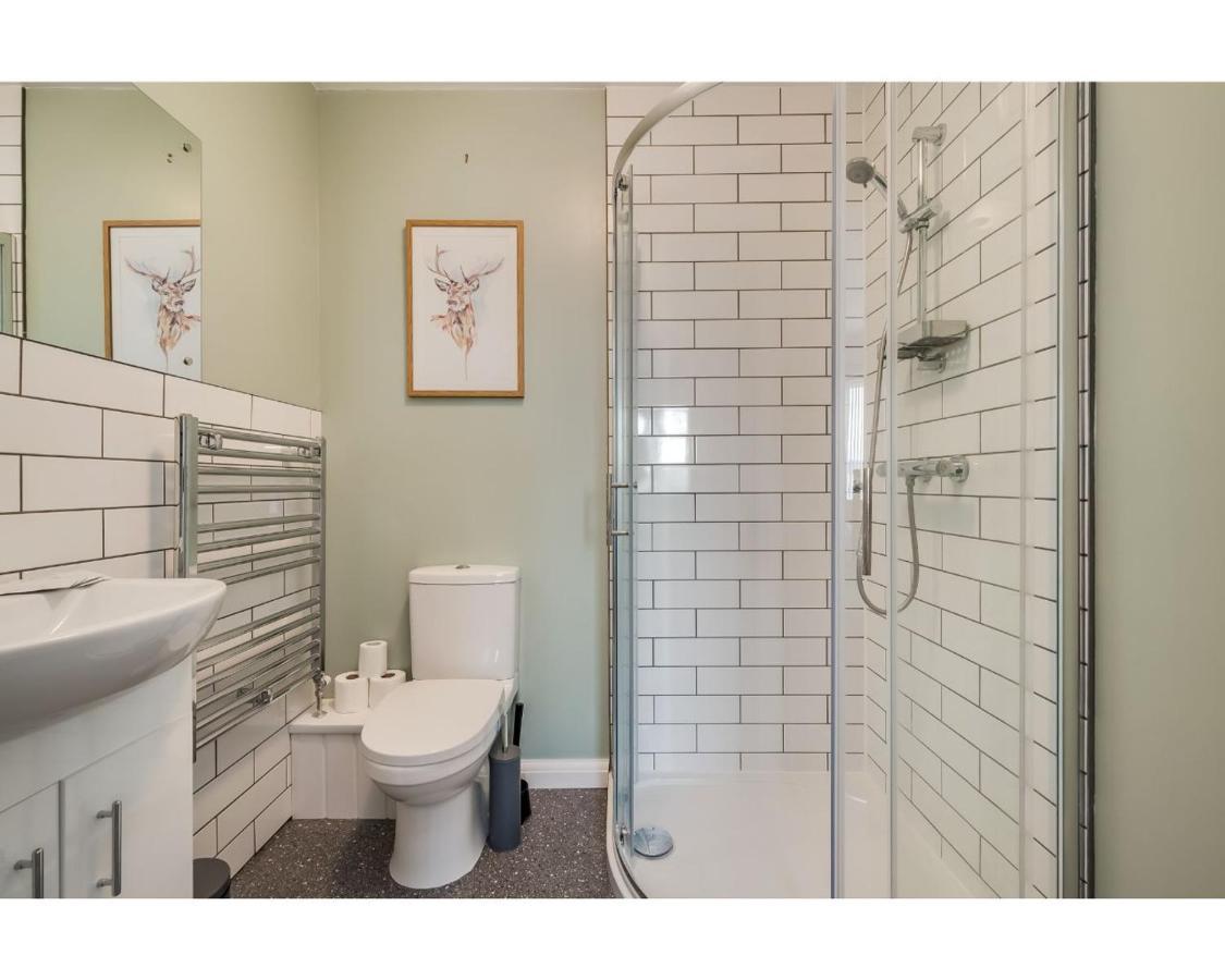 Apartments: Cromwell